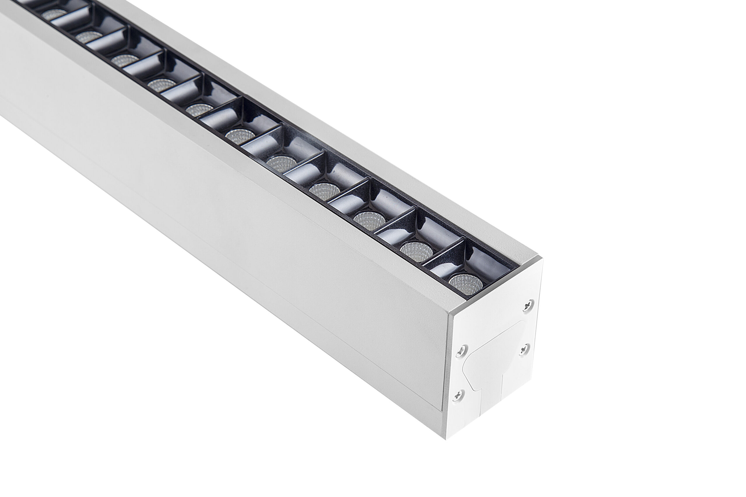 Linkable LED Linear Light L823